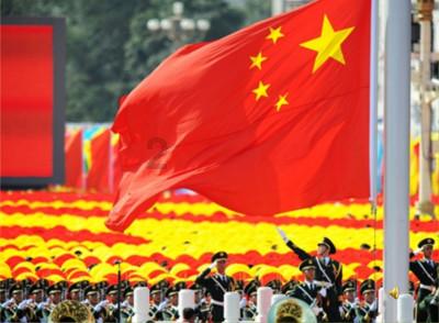 1月22日,河南鹤壁,当兵三年的俩孙子第一次回家,悄悄给爷爷送惊喜